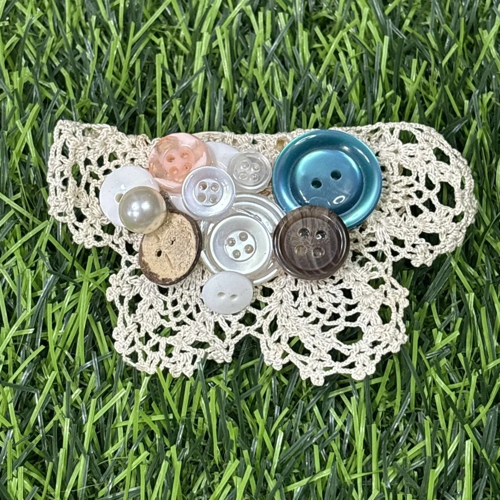 Handmade Vintage Button Brooch Lot Doily Lace Grandmacore Cottagecore 9 Pc